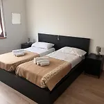 Udine Charme 5-6 Posti Letto Апартаменты