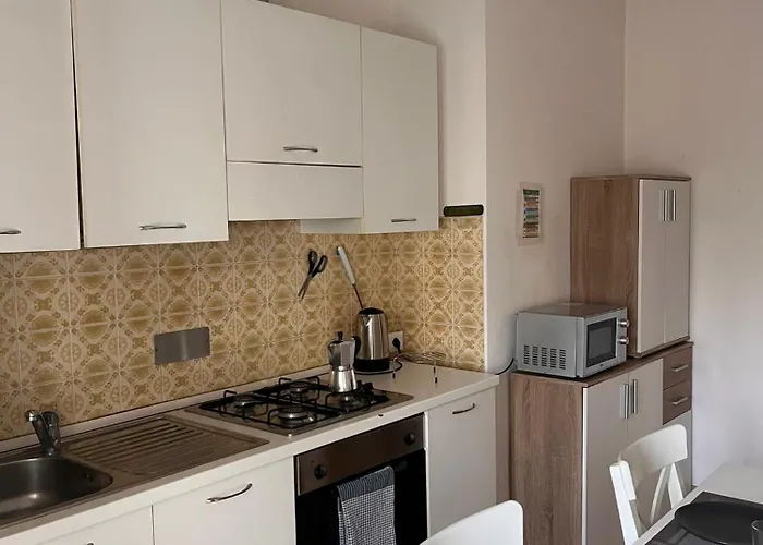 Udine Charme 5-6 Posti Letto Διαμέρισμα