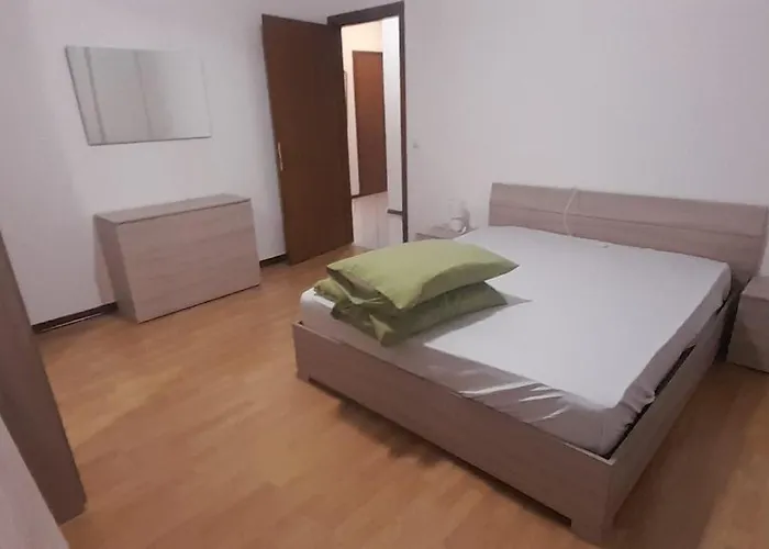 Udine Charme 5-6 Posti Letto * Colugna