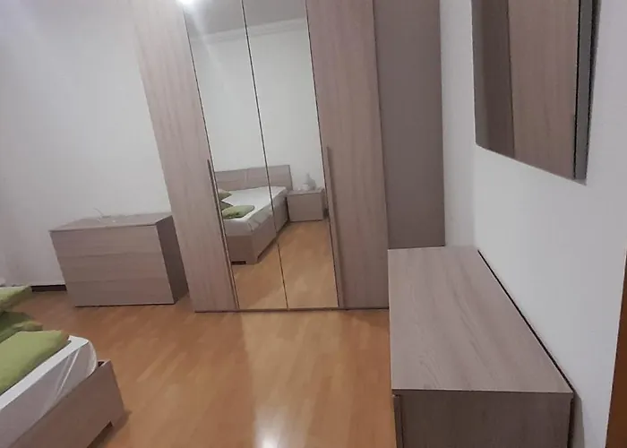 Udine Charme 5-6 Posti Letto Διαμέρισμα Colugna